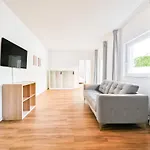 Tolstov - 2 - Terrace - 25 Min To Messe Dus Appartamento