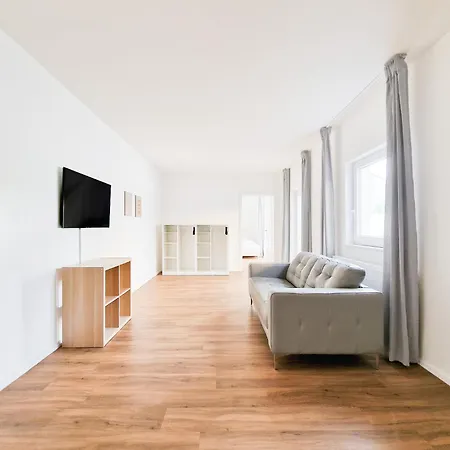 Tolstov - 2 - Terrace - 25 Min To Messe Dus Apartmán *