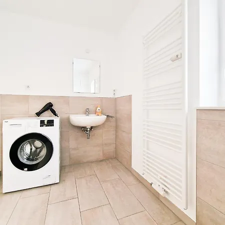Raj Living - 2 - Terrace - 25 Min To Messe Dus *