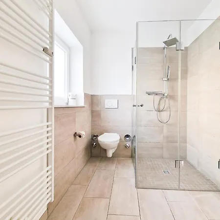 Raj Living - 2 - Terrace - 25 Min To Messe Dus * Krefeld