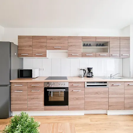Tolstov - 2 - Terrace - 25 Min To Messe Dus Apartament