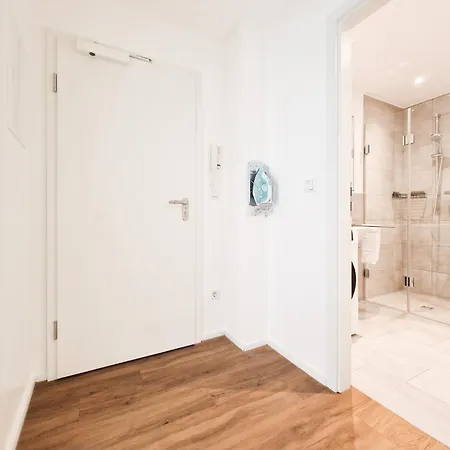 Apartment Tolstov - 2 - Terrace - 25 Min To Messe Dus