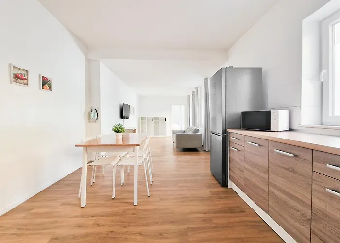 Appartamento Tolstov - 2 - Terrace - 25 Min To Messe Dus