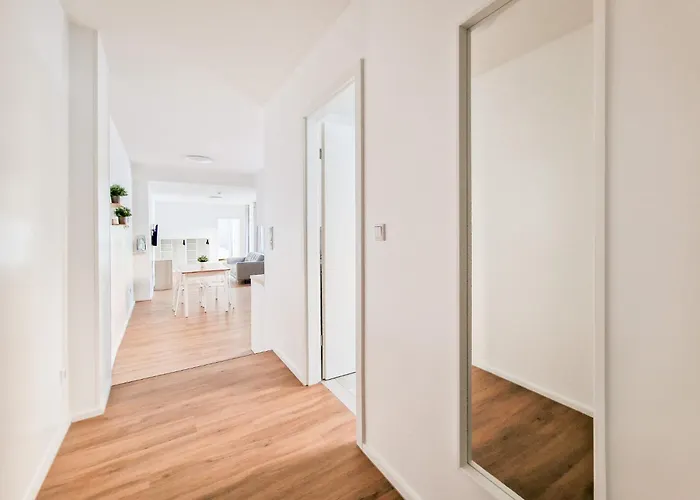 Tolstov - 2 - Terrace - 25 Min To Messe Dus Appartamento *