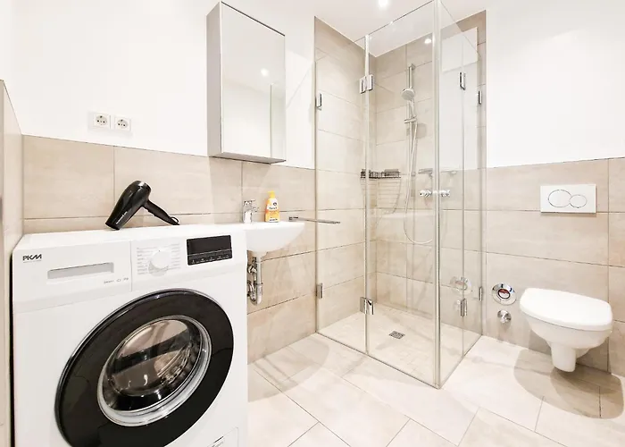 Tolstov - 2 - Terrace - 25 Min To Messe Dus Appartamento Krefeld